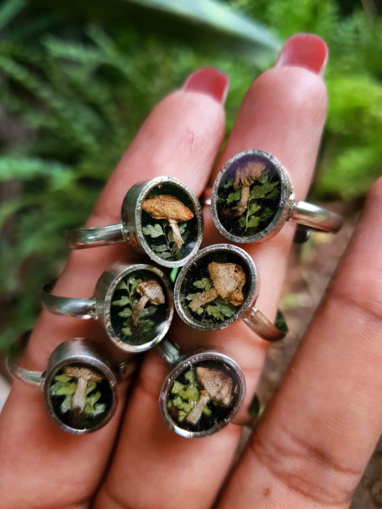 Monsoon Fungi & Fern Oval Miniature Adjustable Ring