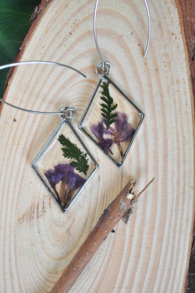 Purple Calendula Little Bell Flower Preserved in Diamond Brass (polished silver) Earrings