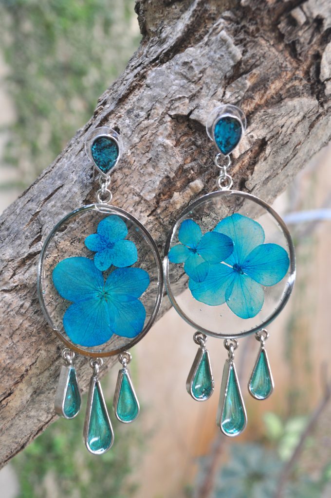 WATER - Earrings - Naturally Coloured Enamel - Hydrangea Single Flower