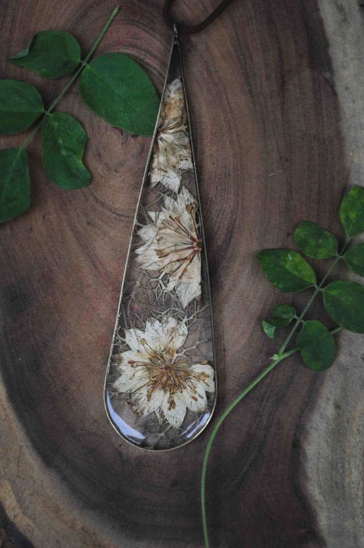 Ivory Love in a Mist - Tear Drop Pendulum Necklace