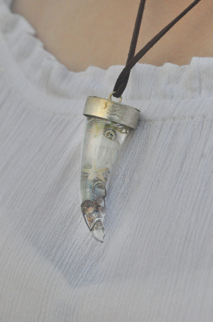 Marina Unisex Necklace with 3D Printed Jelly Fish, Starfish, Seashells, Sea Moss Encased in Blown Glass Horn Tube